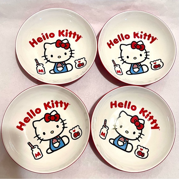 Hello Kitty Set of 4 Large Ceramic Bowls Red/White - Picture 6 of 9